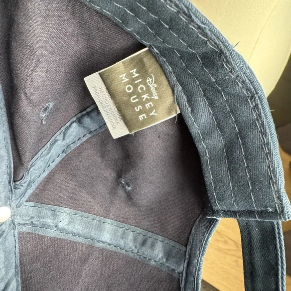 Disney Navy Adjustable Hat Cap with Embroidered Mickey Mouse Dad Park Unisex - Picture 5 of 6